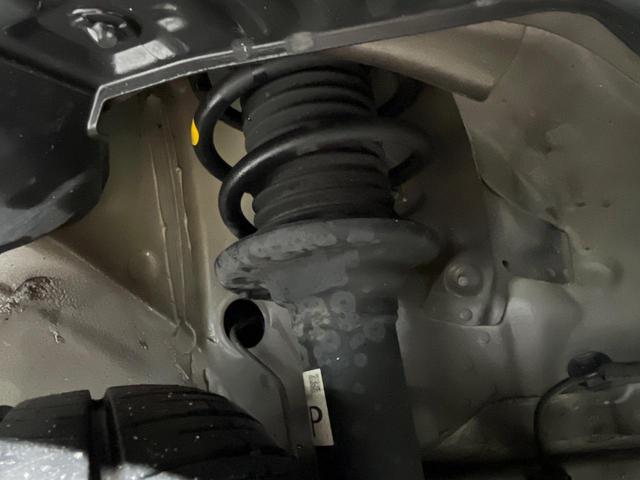 ワゴンR ハイブリッドFX 禁煙車 シートヒーター オートエアコン CD DVD再生 アイドリングストップ 電動格納ミラー 横滑り防止装置(20枚目)