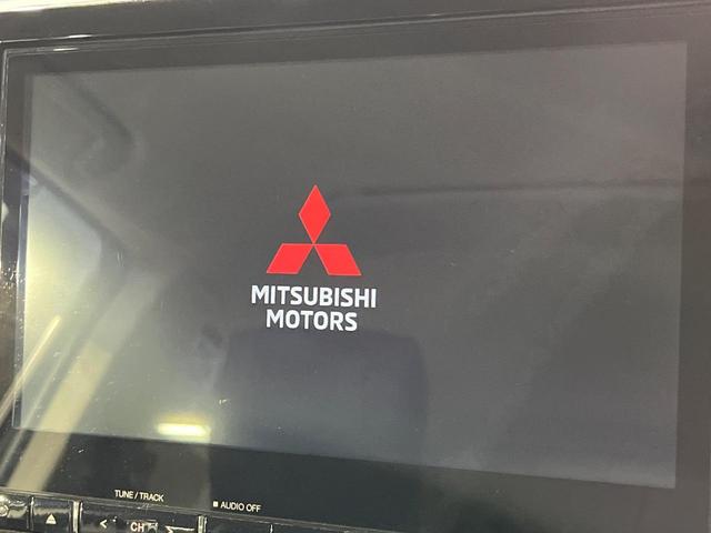 デリカD:5 P 4WD ディーゼル(軽油) 両側電動ドア 純正10.1型ナビ バックカメラ 100V電源 衝突被害軽減システム レーダークルーズ 禁煙車 電動リアゲート パワーシート ドラレコ スマートキー(3枚目)
