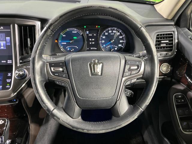 �y�����v�����X�e�A�����O�z�㎿�Ȋv���g�p���邱�ƂŁA��ɂ����������݂ƂĂ��^�]���₷���n���h���ł���