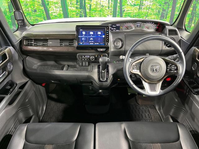 N-BOXカスタム G・Lターボホンダセンシング 両側電動ドア 純正8インチナビ バックカメラ 衝突被害軽減システム 禁煙車 ハーフレザーシート ドラレコ コーナーセンサー スマートキー LEDヘッド ビルトインETC 純正14インチアルミ(2枚目)