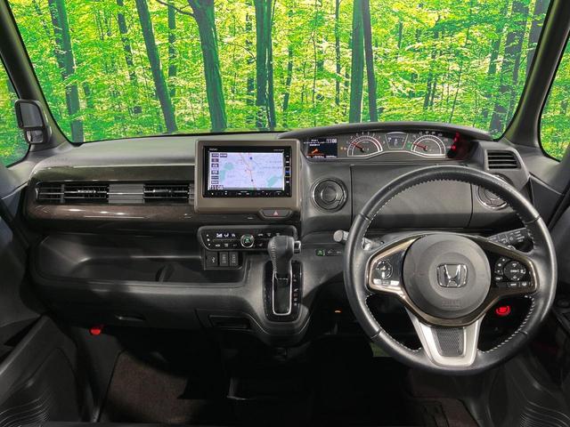 Ｎ－ＢＯＸカスタム Ｇ・Ｌターボホンダセンシング　両側電動ドア　純正ナビ　バックカメラ　衝突軽減　禁煙車　ハーフレザー　スマートキー　ＬＥＤヘッド　ビルトインＥＴＣ　純正１５インチアルミ　シートヒーター　車線逸脱警報（2枚目）