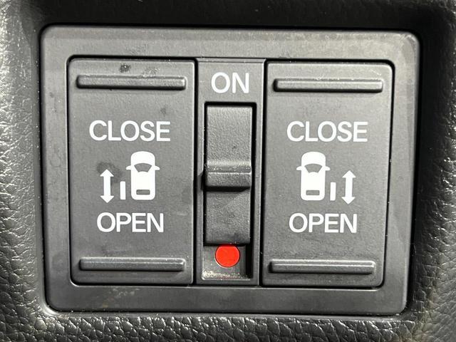 Ｎ－ＢＯＸカスタム Ｇ・Ｌターボホンダセンシング　両側電動ドア　純正ナビ　バックカメラ　衝突軽減　禁煙車　ハーフレザー　スマートキー　ＬＥＤヘッド　ビルトインＥＴＣ　純正１５インチアルミ　シートヒーター　車線逸脱警報（4枚目）