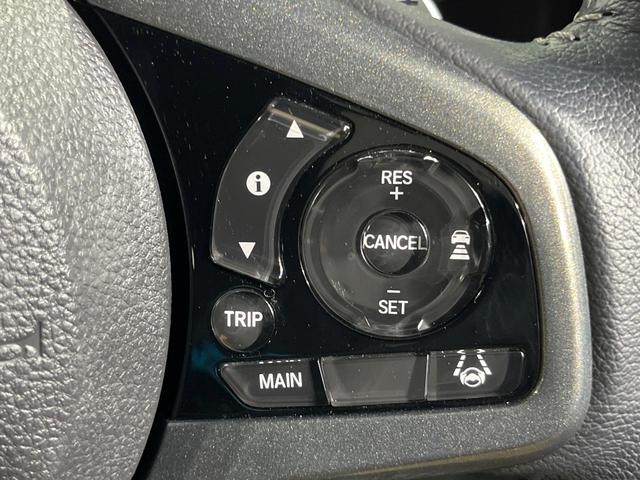 �y���[�_�[�N���[�Y�R���g���[���z�������H�ł̒��������s���y�ɁI�I�����ő��x��ۂN���[�Y�R���g���[�����A�Փˌy���V�X�e���ƘA�g���A�O���̎ԗ������m���ĎԊԂ�ۂ悤�ɑ��x���߂��Ă���܂��I�I