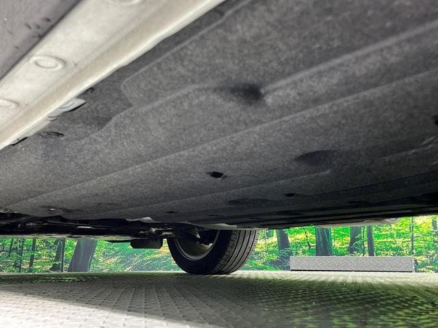 ヴェゼル ｅ：ＨＥＶ　Ｚ　純正９型ナビ　バックカメラ　衝突被害軽減システム　禁煙車　電動リアゲート　ハーフレザーシート　コーナーセンサー　スマートキー　ＥＴＣ２．０　純正１７インチアルミ　オートハイビーム　車線逸脱警報（31枚目）