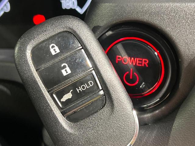 ヴェゼル ｅ：ＨＥＶ　Ｚ　純正９型ナビ　バックカメラ　衝突被害軽減システム　禁煙車　電動リアゲート　ハーフレザーシート　コーナーセンサー　スマートキー　ＥＴＣ２．０　純正１７インチアルミ　オートハイビーム　車線逸脱警報（37枚目）