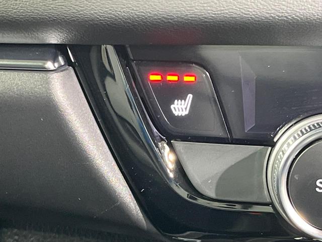 ヴェゼル ｅ：ＨＥＶ　Ｚ　純正９型ナビ　バックカメラ　衝突被害軽減システム　禁煙車　電動リアゲート　ハーフレザーシート　コーナーセンサー　スマートキー　ＥＴＣ２．０　純正１７インチアルミ　オートハイビーム　車線逸脱警報（65枚目）