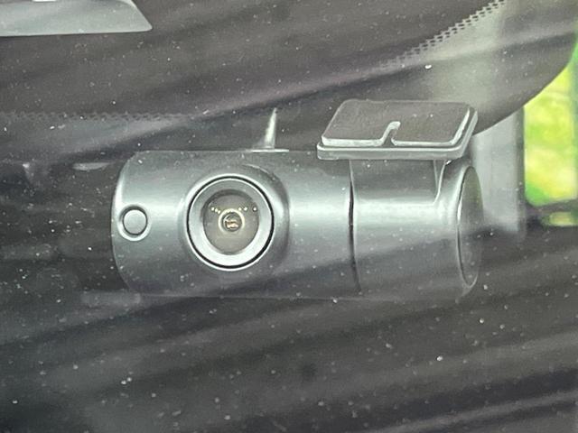 ノート Ｘ　純正９型ナビ　全周囲カメラ　衝突被害軽減システム　禁煙車　　デジタルインナーミラー　コーナーセンサー　スマートキー　ＬＥＤヘッド　ＥＴＣ　オートライト　オートエアコン　Ｂｌｕｅｔｏｏｔｈ（24枚目）