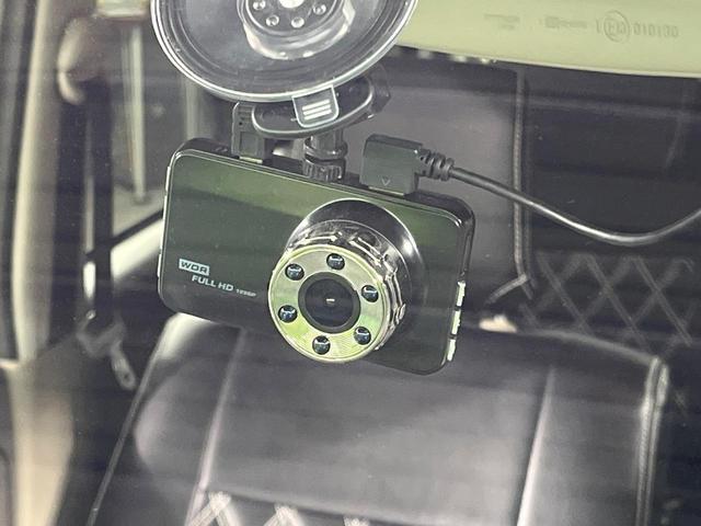 �y�h���C�u���R�[�_�[�z�h���C�u���R�[�_�[�����I���s���͂������A������^�]�⎖�̂ɑ��������ہA�f���ŋL�^���A����̃��X�N�ɔ����܂��B���L�^�p�r�c�J�[�h�͂��q�l�����g�ł��������������K�v������܂��B