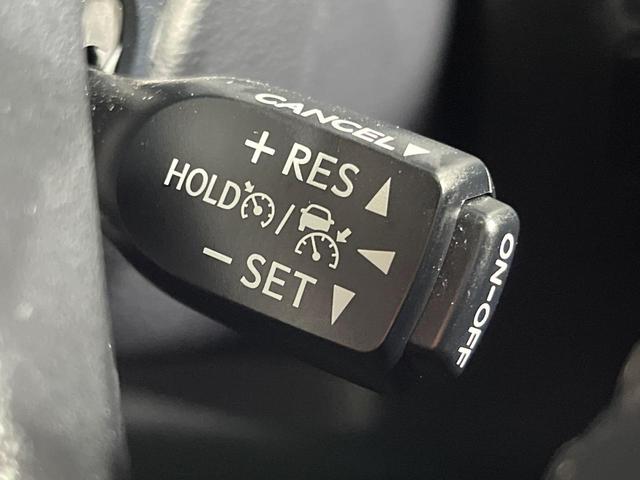 アルファード ２．５Ｓ　Ａパッケージ　両側電動ドア　ＢＩＧ－Ｘ１０インチナビ　バックカメラ　衝突軽減　レーダークルーズ　禁煙車　ドラレコ　コーナーセンサー　スマートキー　ＬＥＤヘッド　ＥＴＣ　純正１８インチアルミ　オートハイビーム（7枚目）