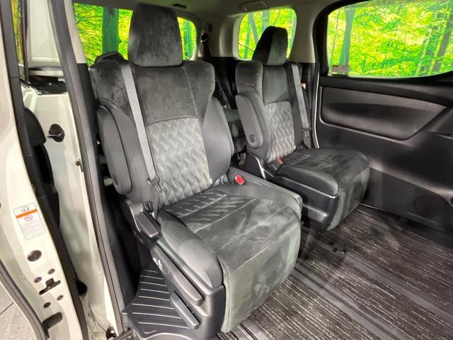 アルファード ２．５Ｓ　Ａパッケージ　両側電動ドア　ＢＩＧ－Ｘ１０インチナビ　バックカメラ　衝突軽減　レーダークルーズ　禁煙車　ドラレコ　コーナーセンサー　スマートキー　ＬＥＤヘッド　ＥＴＣ　純正１８インチアルミ　オートハイビーム（9枚目）