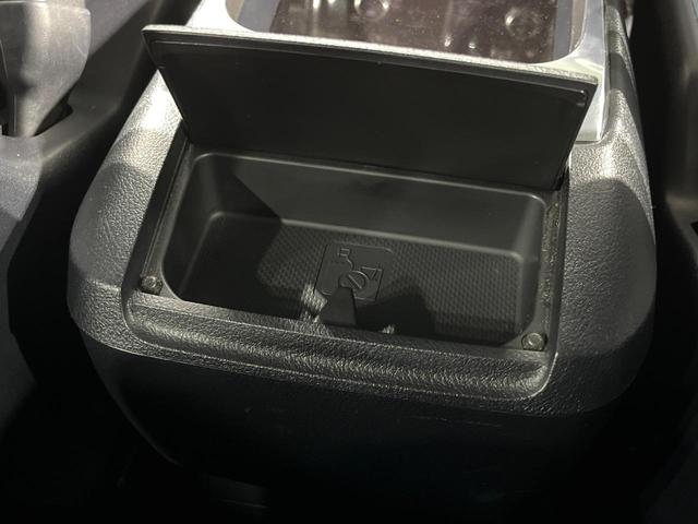 アルファード ２．５Ｓ　Ａパッケージ　両側電動ドア　ＢＩＧ－Ｘ１０インチナビ　バックカメラ　衝突軽減　レーダークルーズ　禁煙車　ドラレコ　コーナーセンサー　スマートキー　ＬＥＤヘッド　ＥＴＣ　純正１８インチアルミ　オートハイビーム（54枚目）