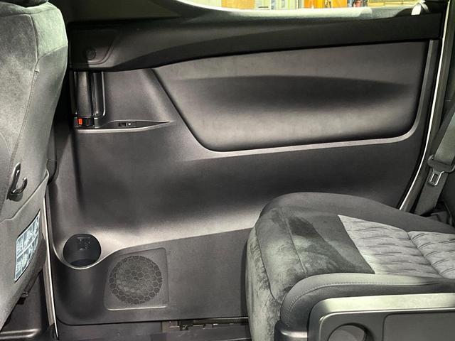 アルファード ２．５Ｓ　Ａパッケージ　両側電動ドア　ＢＩＧ－Ｘ１０インチナビ　バックカメラ　衝突軽減　レーダークルーズ　禁煙車　ドラレコ　コーナーセンサー　スマートキー　ＬＥＤヘッド　ＥＴＣ　純正１８インチアルミ　オートハイビーム（61枚目）