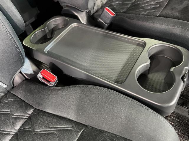 アルファード ２．５Ｓ　Ａパッケージ　両側電動ドア　ＢＩＧ－Ｘ１０インチナビ　バックカメラ　衝突軽減　レーダークルーズ　禁煙車　ドラレコ　コーナーセンサー　スマートキー　ＬＥＤヘッド　ＥＴＣ　純正１８インチアルミ　オートハイビーム（64枚目）