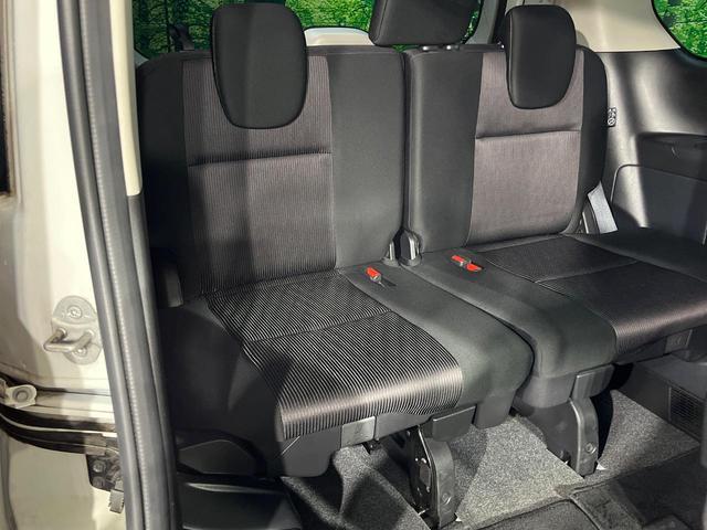 セレナ ハイウェイスター　ＶセレクションＩＩ　両側電動ドア　ＳＤナビ　後席モニター　全周囲カメラ　衝突被害軽減システム　レーダークルーズ　禁煙車　ドラレコ　コーナーセンサー　スマートキー　ＬＥＤヘッド　ＥＴＣ　純正１６インチアルミ　オートライト（10枚目）