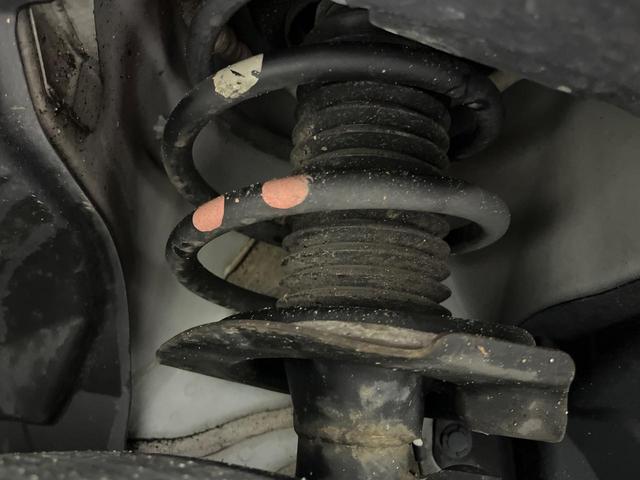 セレナ ハイウェイスター　ＶセレクションＩＩ　両側電動ドア　ＳＤナビ　後席モニター　全周囲カメラ　衝突被害軽減システム　レーダークルーズ　禁煙車　ドラレコ　コーナーセンサー　スマートキー　ＬＥＤヘッド　ＥＴＣ　純正１６インチアルミ　オートライト（20枚目）