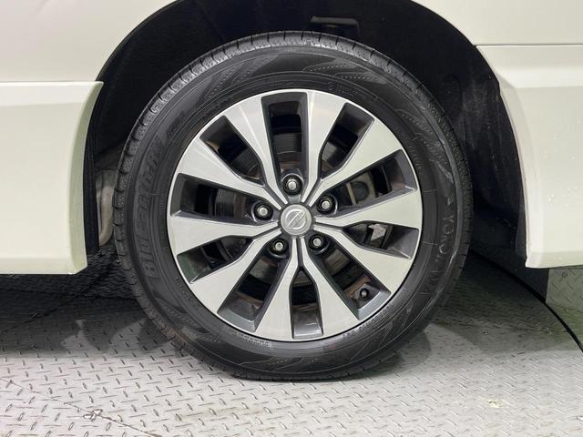 セレナ ハイウェイスター　ＶセレクションＩＩ　両側電動ドア　ＳＤナビ　後席モニター　全周囲カメラ　衝突被害軽減システム　レーダークルーズ　禁煙車　ドラレコ　コーナーセンサー　スマートキー　ＬＥＤヘッド　ＥＴＣ　純正１６インチアルミ　オートライト（24枚目）