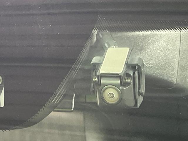 セレナ ハイウェイスター　ＶセレクションＩＩ　両側電動ドア　ＳＤナビ　後席モニター　全周囲カメラ　衝突被害軽減システム　レーダークルーズ　禁煙車　ドラレコ　コーナーセンサー　スマートキー　ＬＥＤヘッド　ＥＴＣ　純正１６インチアルミ　オートライト（28枚目）