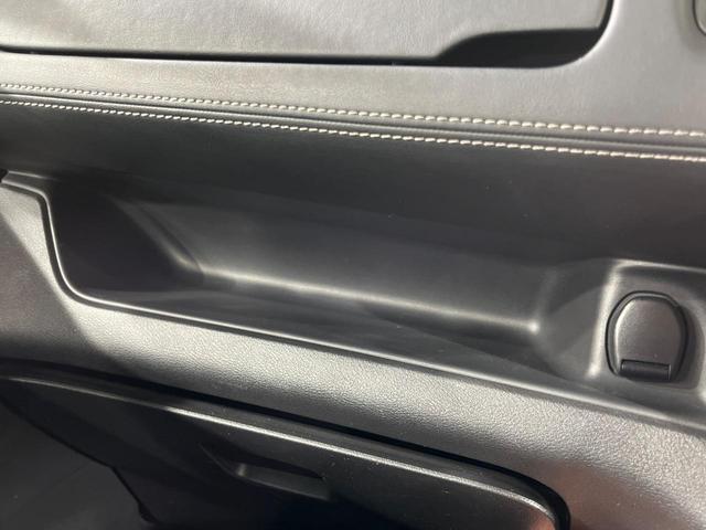 セレナ ハイウェイスター　ＶセレクションＩＩ　両側電動ドア　ＳＤナビ　後席モニター　全周囲カメラ　衝突被害軽減システム　レーダークルーズ　禁煙車　ドラレコ　コーナーセンサー　スマートキー　ＬＥＤヘッド　ＥＴＣ　純正１６インチアルミ　オートライト（49枚目）