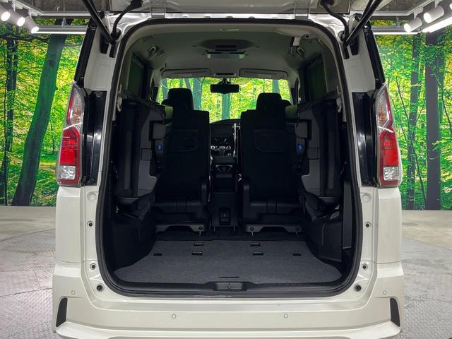 セレナ ハイウェイスター　ＶセレクションＩＩ　両側電動ドア　ＳＤナビ　後席モニター　全周囲カメラ　衝突被害軽減システム　レーダークルーズ　禁煙車　ドラレコ　コーナーセンサー　スマートキー　ＬＥＤヘッド　ＥＴＣ　純正１６インチアルミ　オートライト（59枚目）