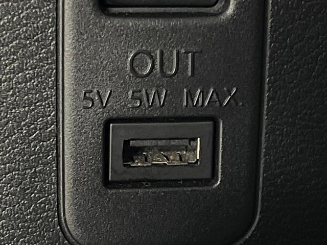 セレナ ハイウェイスター　ＶセレクションＩＩ　両側電動ドア　ＳＤナビ　後席モニター　全周囲カメラ　衝突被害軽減システム　レーダークルーズ　禁煙車　ドラレコ　コーナーセンサー　スマートキー　ＬＥＤヘッド　ＥＴＣ　純正１６インチアルミ　オートライト（62枚目）