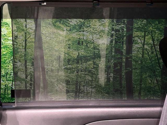 セレナ ハイウェイスター　ＶセレクションＩＩ　両側電動ドア　ＳＤナビ　後席モニター　全周囲カメラ　衝突被害軽減システム　レーダークルーズ　禁煙車　ドラレコ　コーナーセンサー　スマートキー　ＬＥＤヘッド　ＥＴＣ　純正１６インチアルミ　オートライト（67枚目）