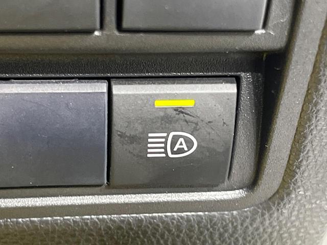 ヤリスクロス ハイブリッドＺ　全周囲カメラ　衝突軽減　レーダークルーズ　禁煙車　純正８インチディスプレイオーディオ　ハーフレザーシート　パワーシート　ドラレコ　コーナーセンサー　スマートキー　ＥＴＣ　ＡｐｐｌｅＣａｒｐｌａｙ（31枚目）