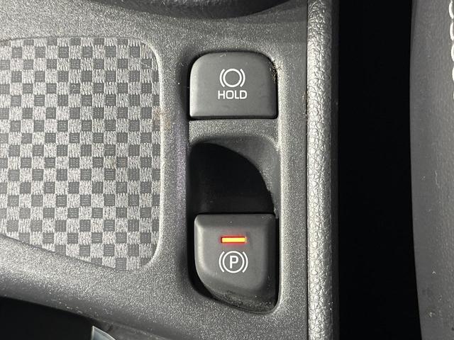 ヤリスクロス ハイブリッドＺ　全周囲カメラ　衝突軽減　レーダークルーズ　禁煙車　純正８インチディスプレイオーディオ　ハーフレザーシート　パワーシート　ドラレコ　コーナーセンサー　スマートキー　ＥＴＣ　ＡｐｐｌｅＣａｒｐｌａｙ（41枚目）