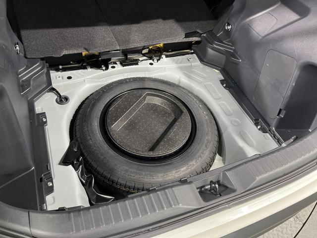 ヤリスクロス ハイブリッドＺ　全周囲カメラ　衝突軽減　レーダークルーズ　禁煙車　純正８インチディスプレイオーディオ　ハーフレザーシート　パワーシート　ドラレコ　コーナーセンサー　スマートキー　ＥＴＣ　ＡｐｐｌｅＣａｒｐｌａｙ（54枚目）