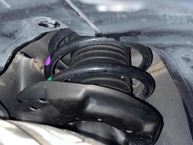 ノート X 禁煙車 メーカー9インチナビ 衝突軽減 コーナーセンサー フルセグ Bluetooth ETC スマートキー オートエアコン 電動格納ミラー プライバシーガラス 盗難防止システム(20枚目)