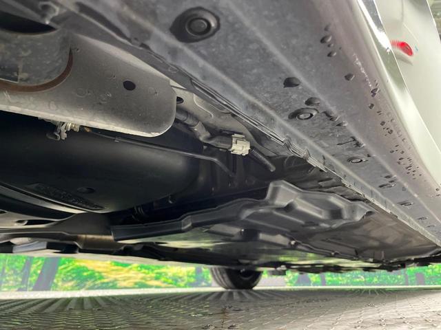 ノート X 禁煙車 メーカー9インチナビ 衝突軽減 コーナーセンサー フルセグ Bluetooth ETC スマートキー オートエアコン 電動格納ミラー プライバシーガラス 盗難防止システム(21枚目)