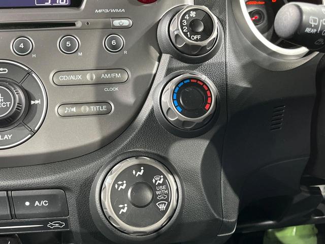 �y�I�[�g�G�A�R���z��x���D�݂̉��x�ɐݒ肷��΁A�ԓ��̉��x�����m�����ʂ≷�x�������Œ����B�����c�����c�Ɖ��x���X�C�b�`���������K�v�͂���܂���B���K�Ȏԓ���Ԃɂ͕K�{�̋@�\�ł��ˁ�