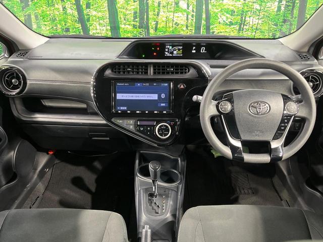 アクア Ｓスタイルブラック　純正ＳＤナビ　バックカメラ　衝突被害軽減システム　禁煙車　ドラレコ　コーナーセンサー　スマートキー　ＬＥＤヘッド　ビルトインＥＴＣ　車線逸脱警報　オートライト　オートエアコン　Ｂｌｕｅｔｏｏｔｈ（2枚目）