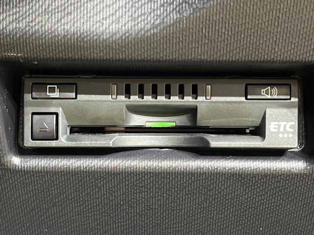 アクア Ｓスタイルブラック　純正ＳＤナビ　バックカメラ　衝突被害軽減システム　禁煙車　ドラレコ　コーナーセンサー　スマートキー　ＬＥＤヘッド　ビルトインＥＴＣ　車線逸脱警報　オートライト　オートエアコン　Ｂｌｕｅｔｏｏｔｈ（7枚目）