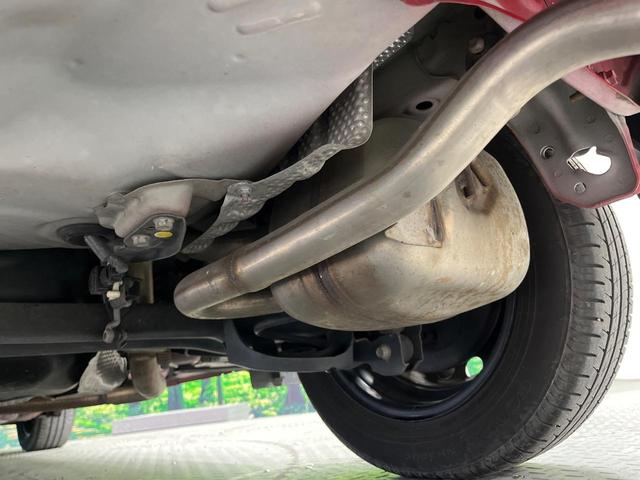 アクア Ｓスタイルブラック　純正ＳＤナビ　バックカメラ　衝突被害軽減システム　禁煙車　ドラレコ　コーナーセンサー　スマートキー　ＬＥＤヘッド　ビルトインＥＴＣ　車線逸脱警報　オートライト　オートエアコン　Ｂｌｕｅｔｏｏｔｈ（29枚目）