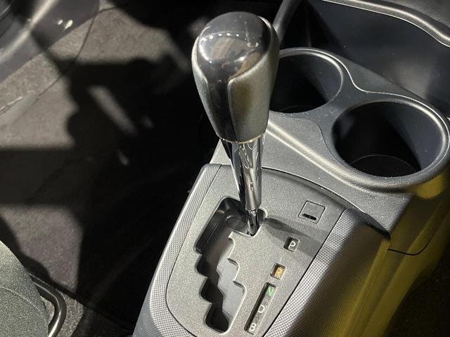 アクア Ｓスタイルブラック　純正ＳＤナビ　バックカメラ　衝突被害軽減システム　禁煙車　ドラレコ　コーナーセンサー　スマートキー　ＬＥＤヘッド　ビルトインＥＴＣ　車線逸脱警報　オートライト　オートエアコン　Ｂｌｕｅｔｏｏｔｈ（38枚目）