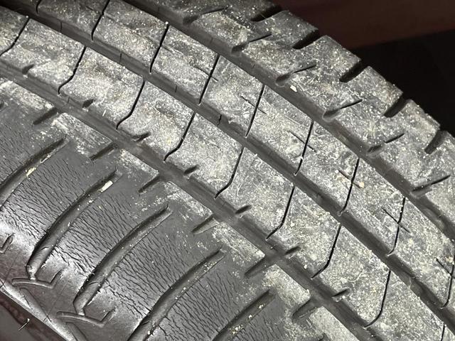 アクア Ｓスタイルブラック　純正ＳＤナビ　バックカメラ　衝突被害軽減システム　禁煙車　ドラレコ　コーナーセンサー　スマートキー　ＬＥＤヘッド　ビルトインＥＴＣ　車線逸脱警報　オートライト　オートエアコン　Ｂｌｕｅｔｏｏｔｈ（44枚目）