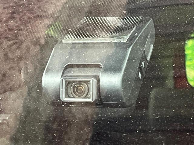 アクア Ｓスタイルブラック　純正ＳＤナビ　バックカメラ　衝突被害軽減システム　禁煙車　ドラレコ　コーナーセンサー　スマートキー　ＬＥＤヘッド　ビルトインＥＴＣ　車線逸脱警報　オートライト　オートエアコン　Ｂｌｕｅｔｏｏｔｈ（50枚目）