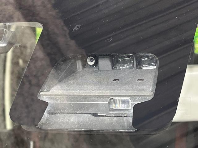 �y�X�Y�L�@�Z�[�t�e�B�T�|�[�g�z���s���ɑO���̎ԗ�����F�����A�Փ˂������Ȏ��͌x��ƃu���[�L�ŏՓˉ���Ɣ�Q�y�����A�V�X�g�B�����S�Ƀh���C�u�����y���݂��������܂��B