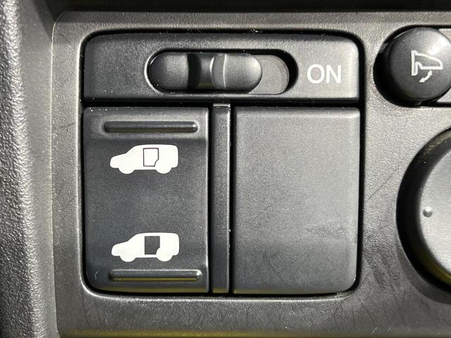 フリード G ジャストセレクション 純正ナビ 電動スライドドア 禁煙車 ドラレコ スマートキー ビルトインETC オートエアコン CD DVD再生 地デジ(5枚目)