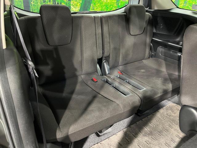 フリード G ジャストセレクション 純正ナビ 電動スライドドア 禁煙車 ドラレコ スマートキー ビルトインETC オートエアコン CD DVD再生 地デジ(10枚目)