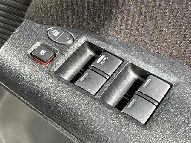 フリード G ジャストセレクション 純正ナビ 電動スライドドア 禁煙車 ドラレコ スマートキー ビルトインETC オートエアコン CD DVD再生 地デジ(44枚目)