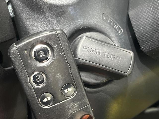 フリード G プレミアムエディション 両側電動ドア 純正SDナビ 禁煙車 ドラレコ スマートキー HIDヘッド ビルトインETC クルコン オートエアコン AppleCarplay Bluetooth CD DVD再生 地デジ(7枚目)