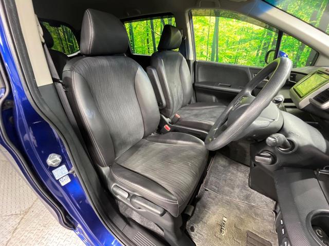 フリード G プレミアムエディション 両側電動ドア 純正SDナビ 禁煙車 ドラレコ スマートキー HIDヘッド ビルトインETC クルコン オートエアコン AppleCarplay Bluetooth CD DVD再生 地デジ(8枚目)