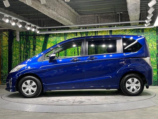 フリード G プレミアムエディション 両側電動ドア 純正SDナビ 禁煙車 ドラレコ スマートキー HIDヘッド ビルトインETC クルコン オートエアコン AppleCarplay Bluetooth CD DVD再生 地デジ(67枚目)