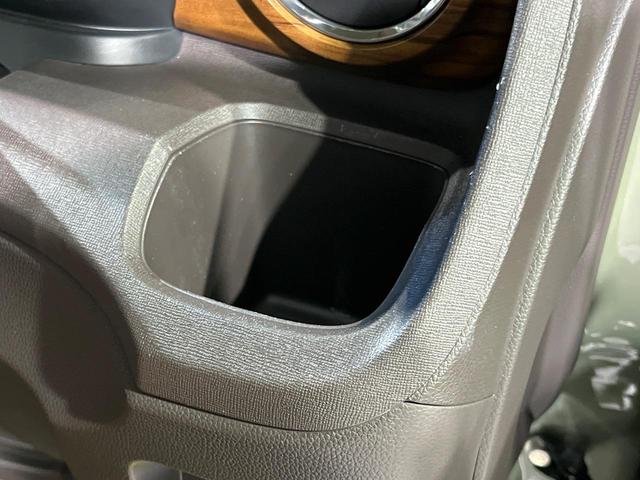 Ｎ－ＯＮＥ セレクト　純正ＳＤナビ　バックカメラ　衝突被害軽減　禁煙車　ハーフレザーシート　ドラレコ　コーナーセンサー　スマートキー　ＨＩＤヘッド　ビルトインＥＴＣ　オートライト　オートエアコン（22枚目）