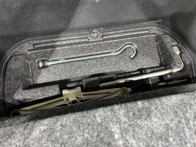 Ｎ－ＯＮＥ セレクト　純正ＳＤナビ　バックカメラ　衝突被害軽減　禁煙車　ハーフレザーシート　ドラレコ　コーナーセンサー　スマートキー　ＨＩＤヘッド　ビルトインＥＴＣ　オートライト　オートエアコン（56枚目）