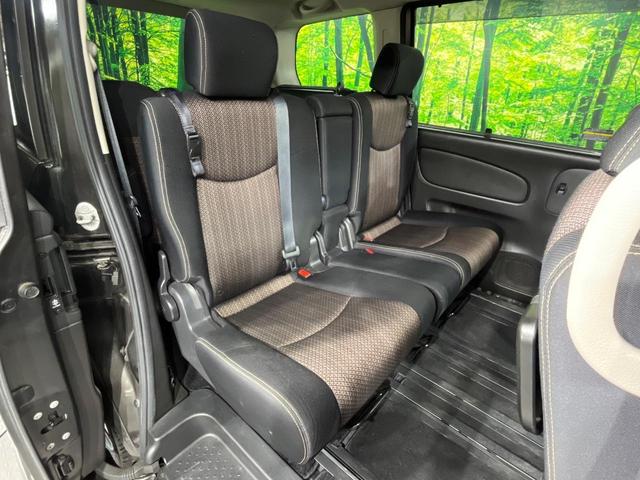 セレナ ハイウェイスター　Ｖセレクション＋セーフティ　ＳＨＶ　両側電動ドア　純正ＳＤナビ　後席モニター　バックカメラ　衝突被害軽減システム　禁煙車　ドラレコ　スマートキー　ＬＥＤヘッド　ビルトインＥＴＣ　純正１６インチアルミ　車線逸脱警報　オートライト（9枚目）