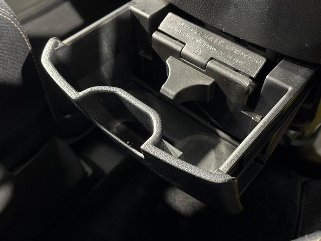 セレナ ハイウェイスター　Ｖセレクション＋セーフティ　ＳＨＶ　両側電動ドア　純正ＳＤナビ　後席モニター　バックカメラ　衝突被害軽減システム　禁煙車　ドラレコ　スマートキー　ＬＥＤヘッド　ビルトインＥＴＣ　純正１６インチアルミ　車線逸脱警報　オートライト（40枚目）