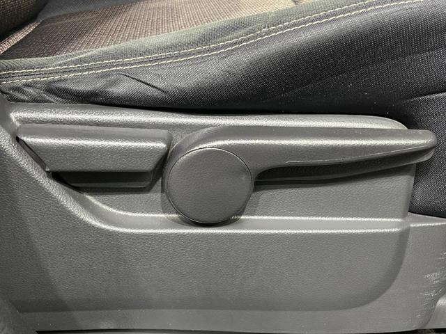 セレナ ハイウェイスター　Ｖセレクション＋セーフティ　ＳＨＶ　両側電動ドア　純正ＳＤナビ　後席モニター　バックカメラ　衝突被害軽減システム　禁煙車　ドラレコ　スマートキー　ＬＥＤヘッド　ビルトインＥＴＣ　純正１６インチアルミ　車線逸脱警報　オートライト（47枚目）