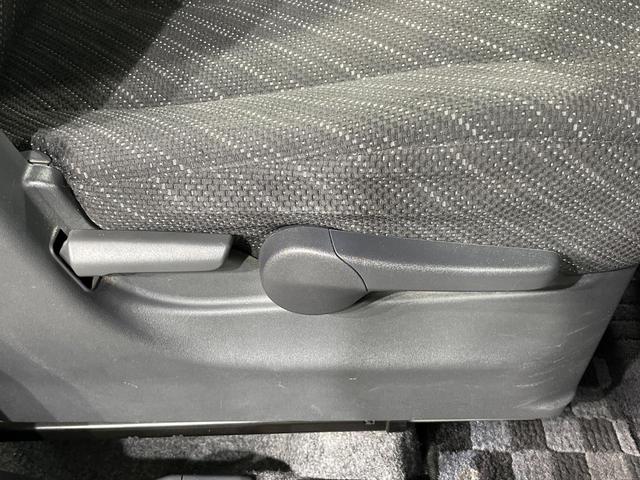 スペーシア Ｇリミテッド　純正ディスプレイオーディオ　電動スライドドア　全周囲カメラ　衝突被害軽減システム　禁煙車　シートヒーター　スマートキー　ビルトインＥＴＣ　オートエアコン　Ｂｌｕｅｔｏｏｔｈ　ＣＤ　フルセグ（39枚目）